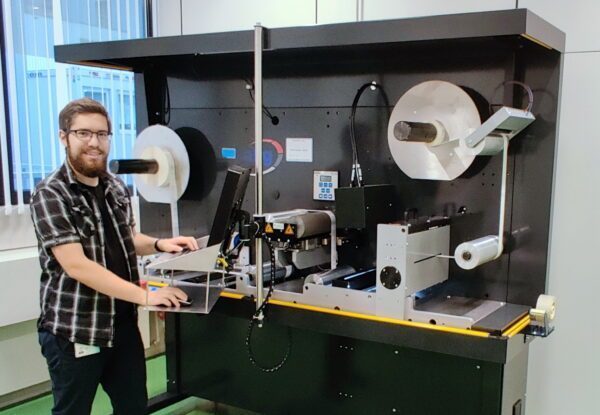 Automatic label printing check