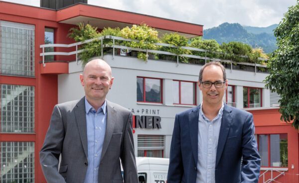 Das Duett aus Schwyz: Triner Media + Print CHROMOS Group