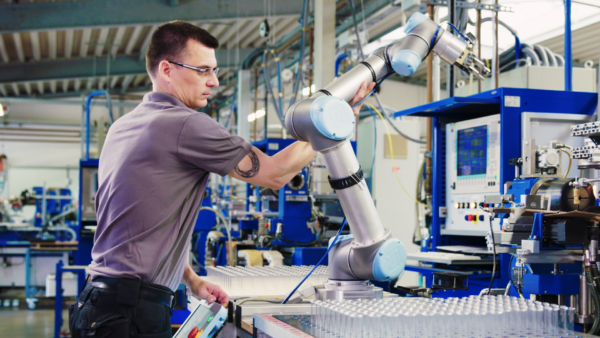 Aktiv – Kollaborative Robotik.Fit in die Zukunft mit neuen Cobot-Lösungen