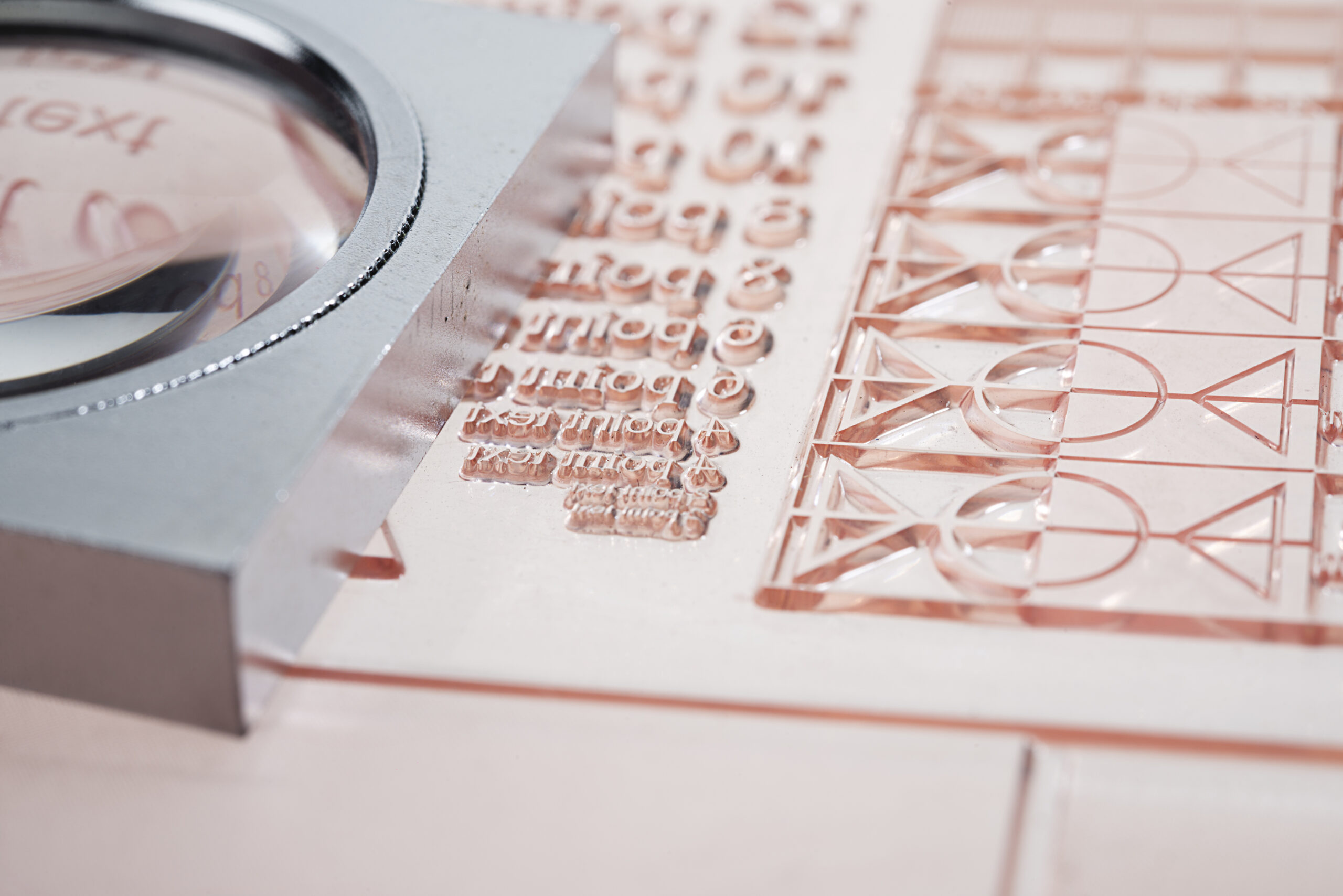 Photopolymer Printing Plate and Loop Flexo-Druckvorstufe