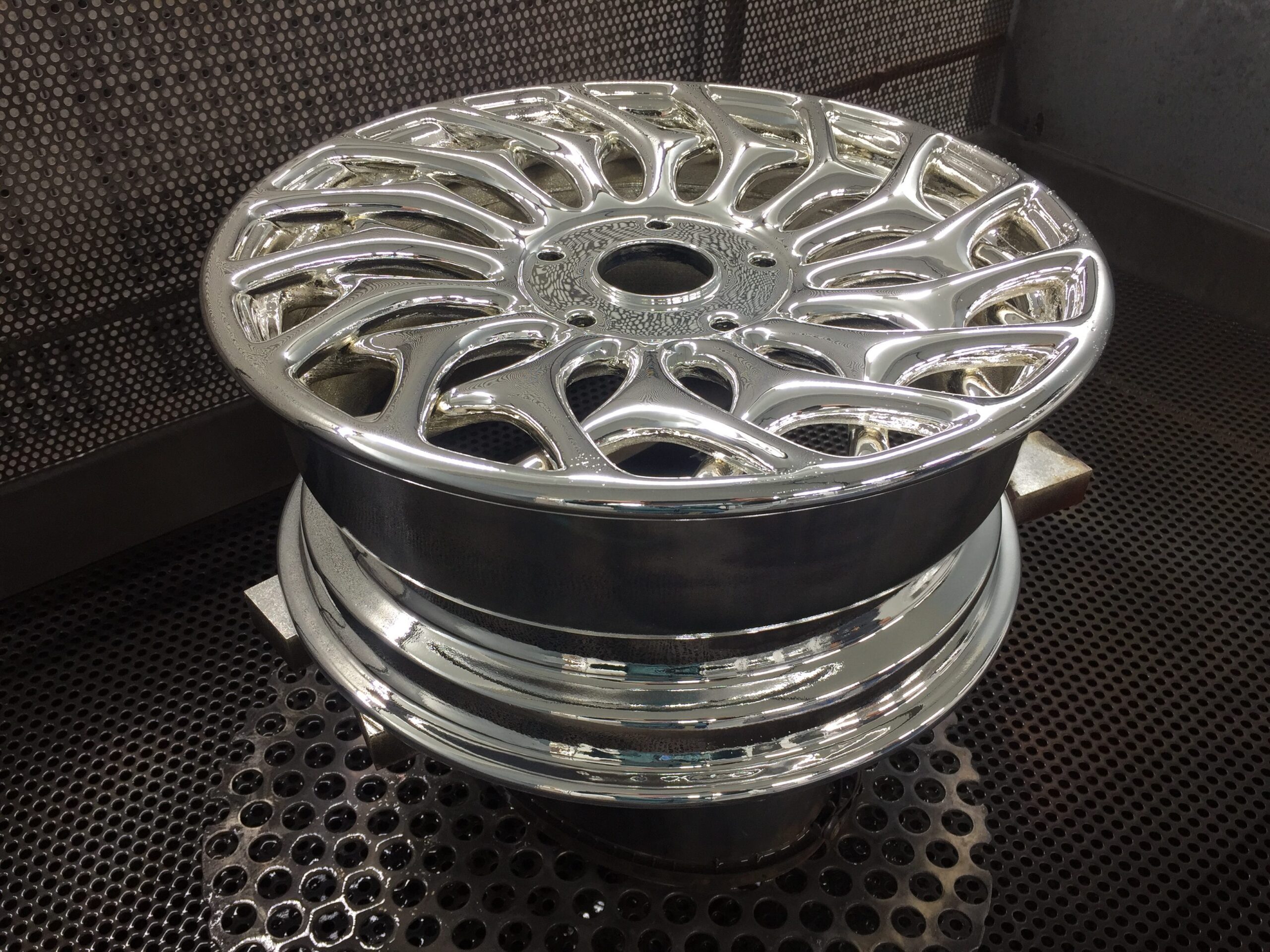 3D Druck beim Schweizer Fernsehen SRF 5 Stampa 3D presso la Televisione svizzera SRF 3D Solutions