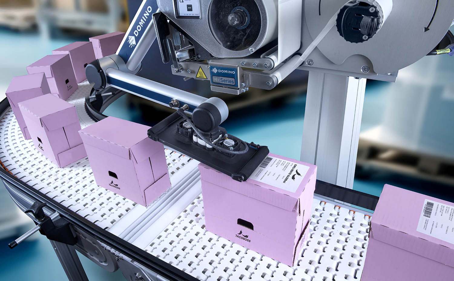 etikettierung2 Automatic labeling of packaging