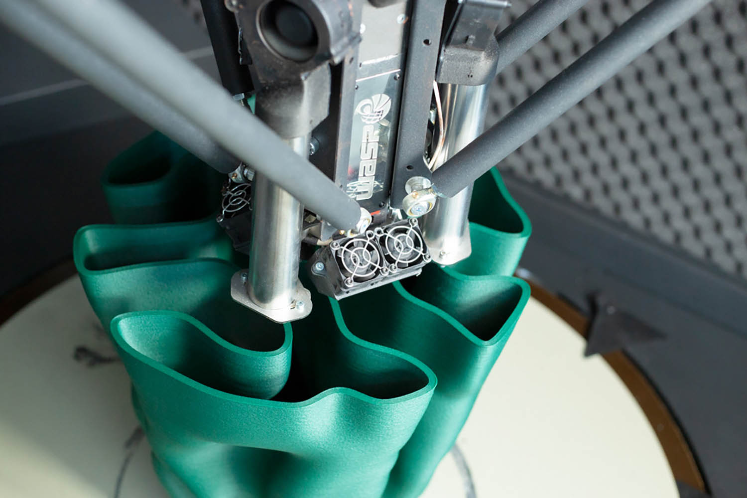 FGF Pellet 3D printer (Fused Granulate Fabrication)