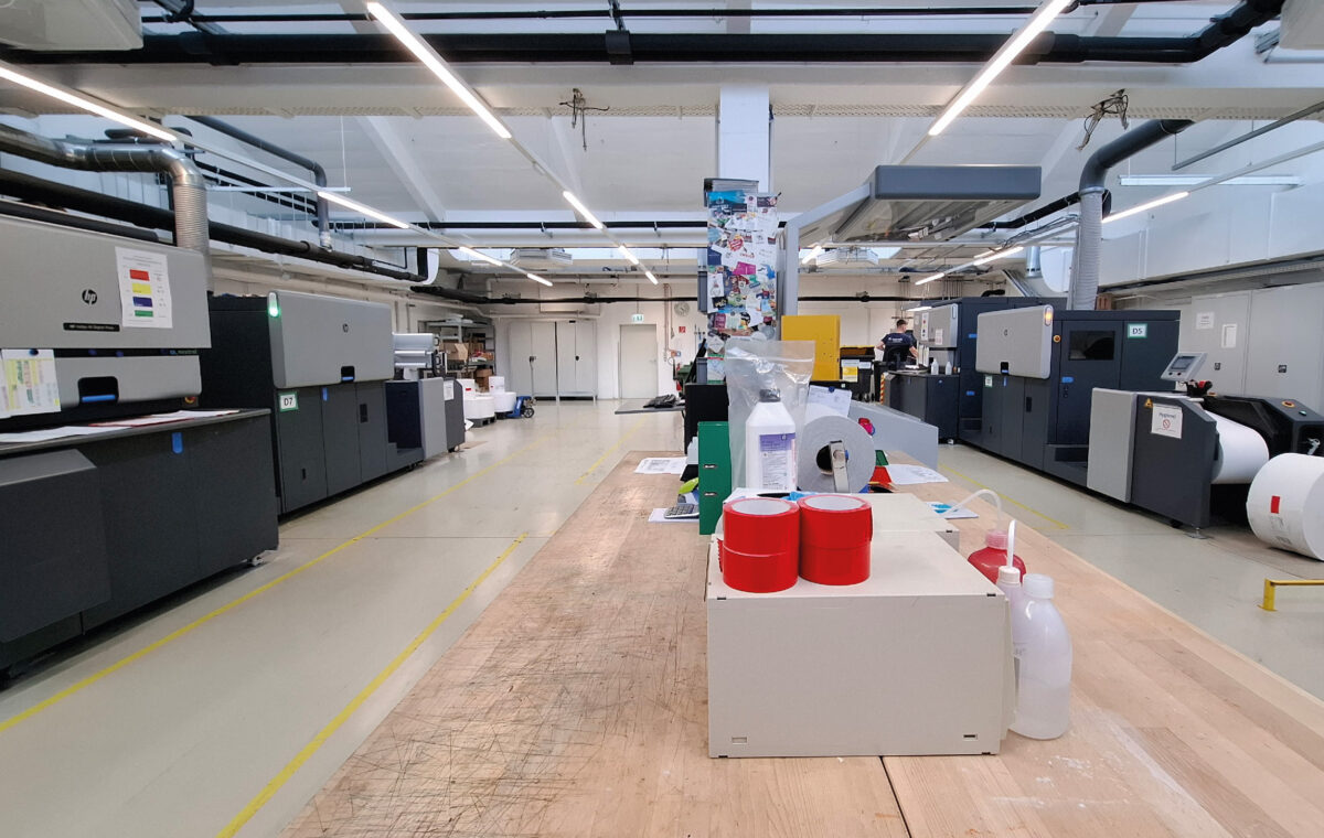 Weltneuheit in Traiskirchen - HP Indigo 6K+ bei Marzek Etiketten+Packaging Etikettendruck