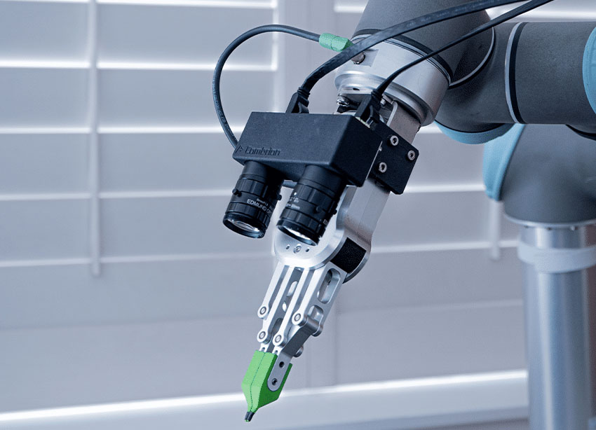 robot guidance with machine vision Guida del robot con telecamera